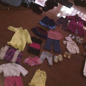 LOTS OF AMERICAN GIRL DOLL CLOTHES